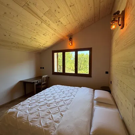Le Clos De Terre Blanche Maison 9 Personnes بيت للعطل Ubaye-Serre-Poncon